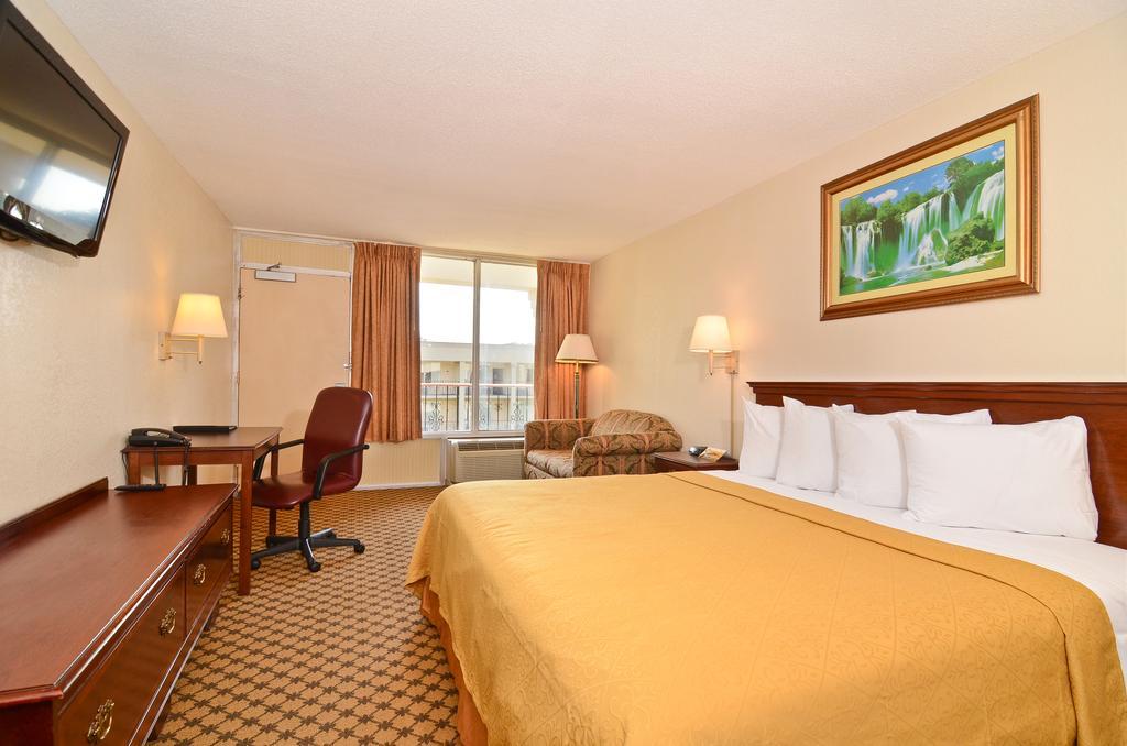 Stayapt Suites Alexandria-Fort Belvoir Ruang foto