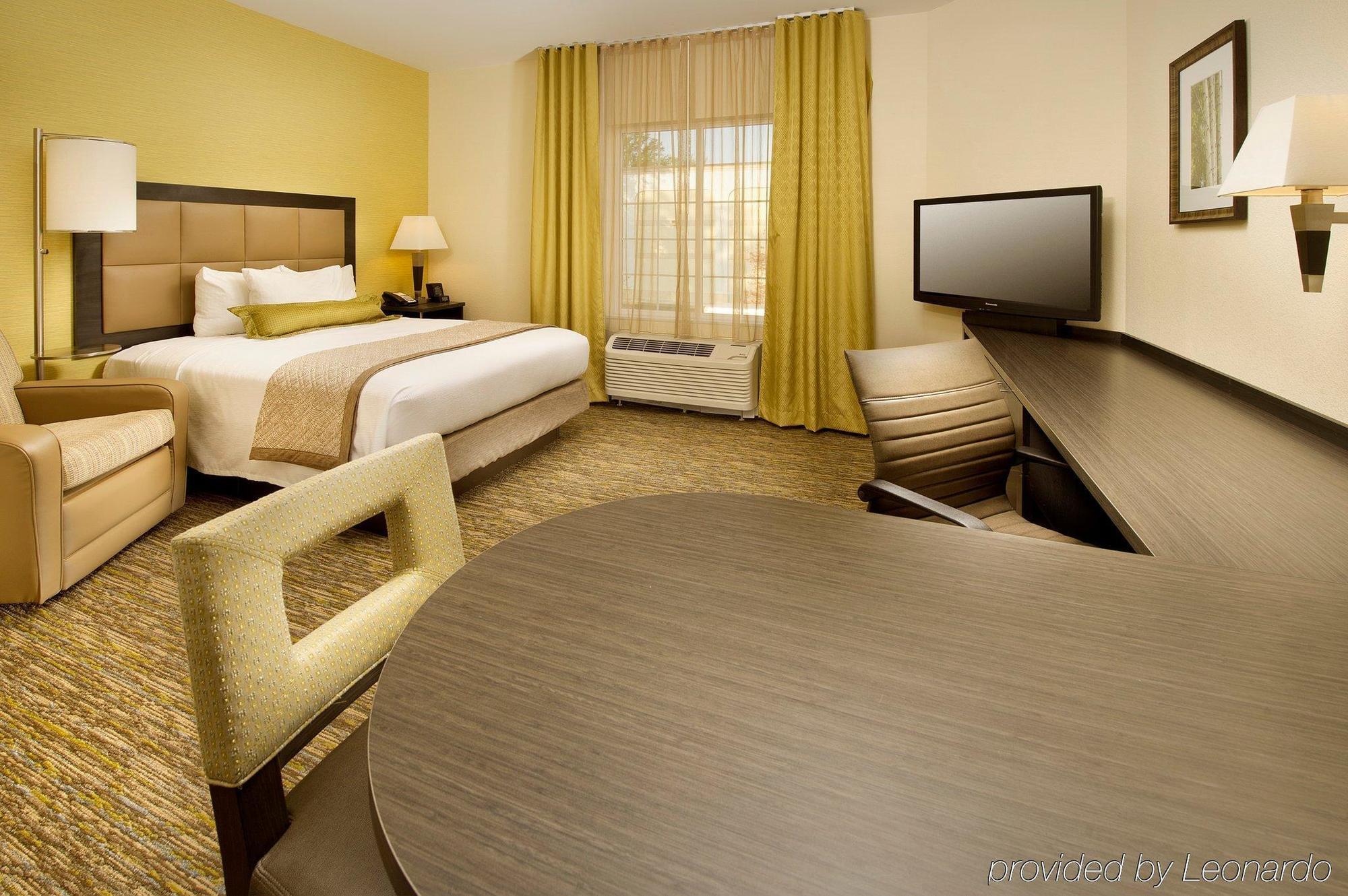 Stayapt Suites Alexandria-Fort Belvoir Bagian luar foto
