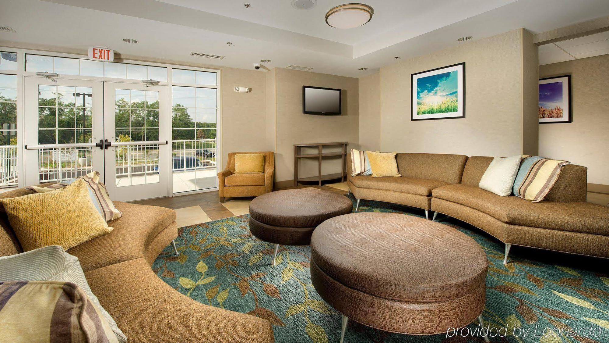 Stayapt Suites Alexandria-Fort Belvoir Bagian luar foto