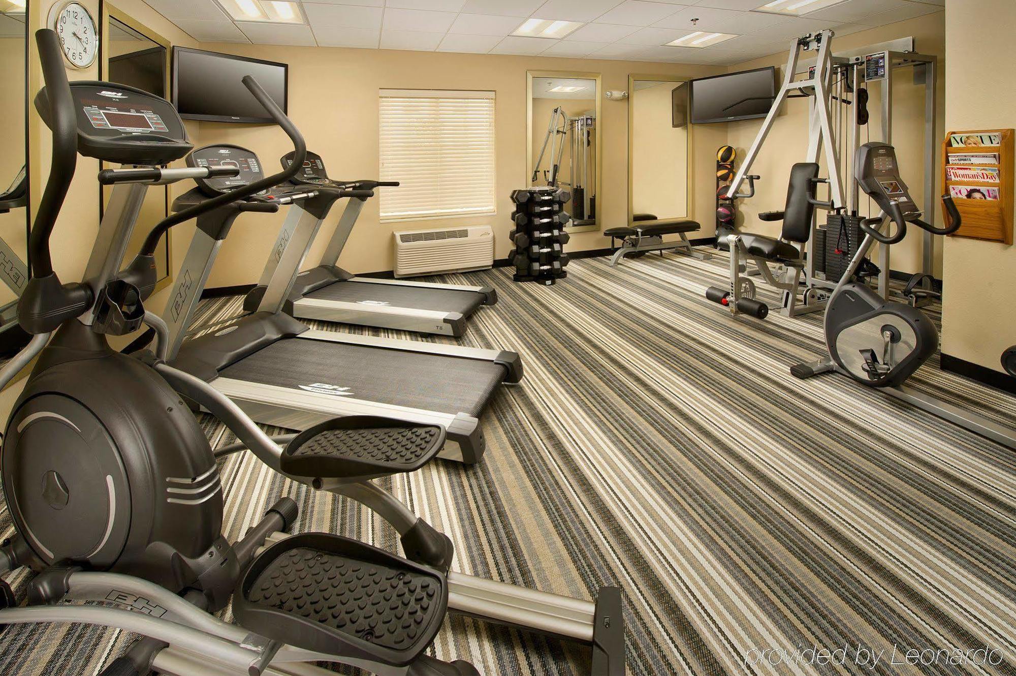 Stayapt Suites Alexandria-Fort Belvoir Bagian luar foto