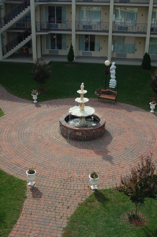 Stayapt Suites Alexandria-Fort Belvoir Bagian luar foto