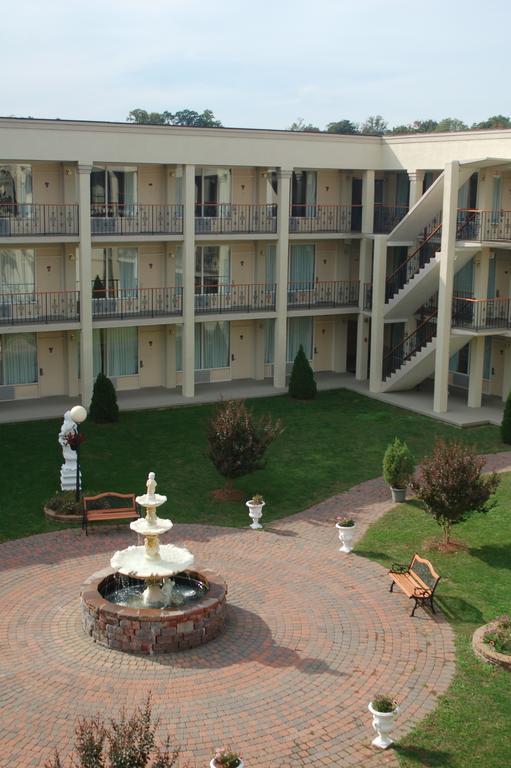 Stayapt Suites Alexandria-Fort Belvoir Bagian luar foto