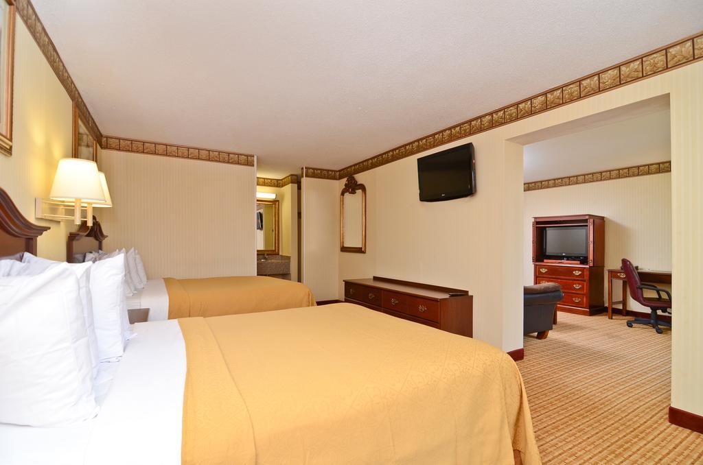 Stayapt Suites Alexandria-Fort Belvoir Ruang foto
